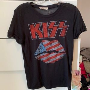 Hollister graphic tee